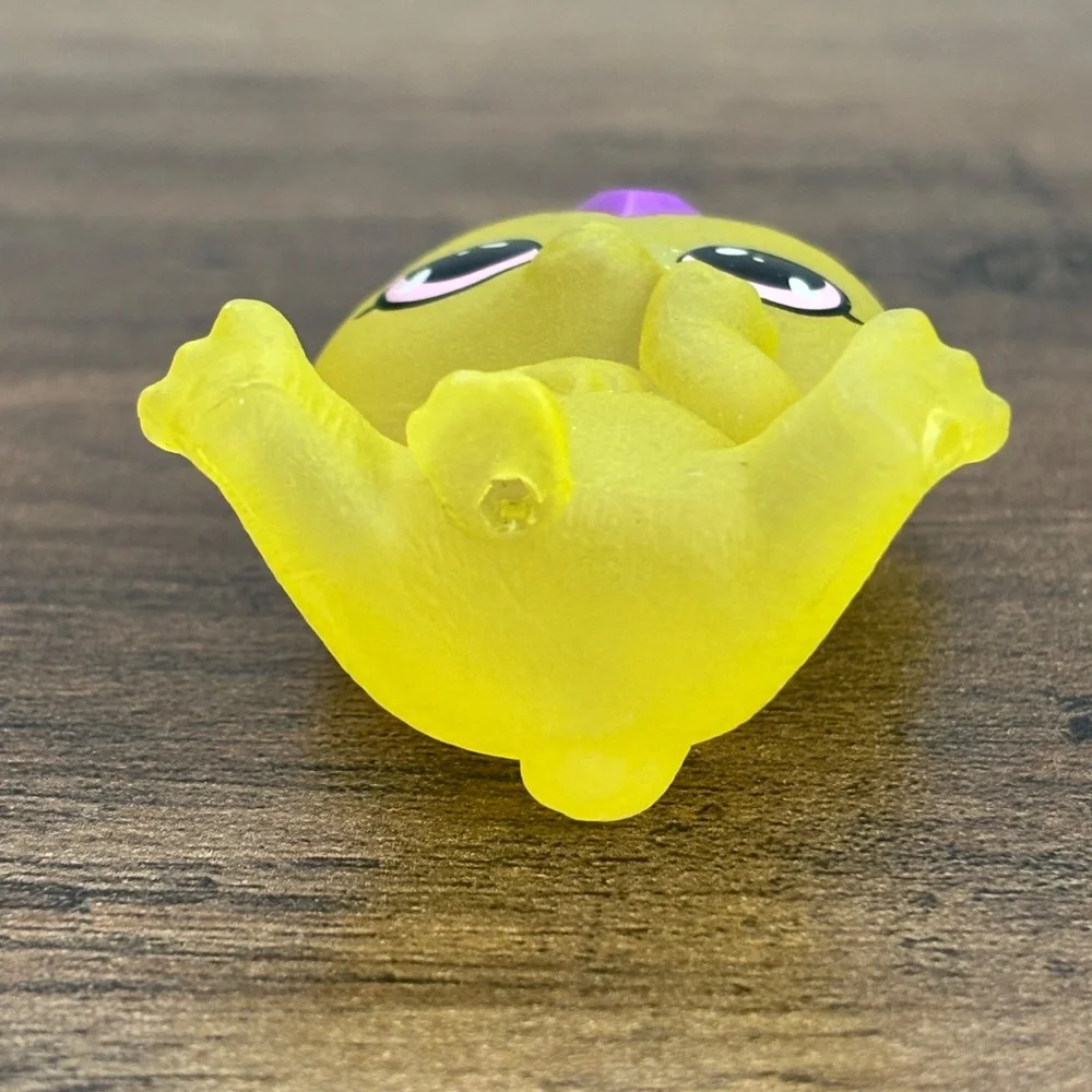 Magic Mixies Mixlings Series 1 PRIYA Yellow Cat Toy Figure Replacement Topper